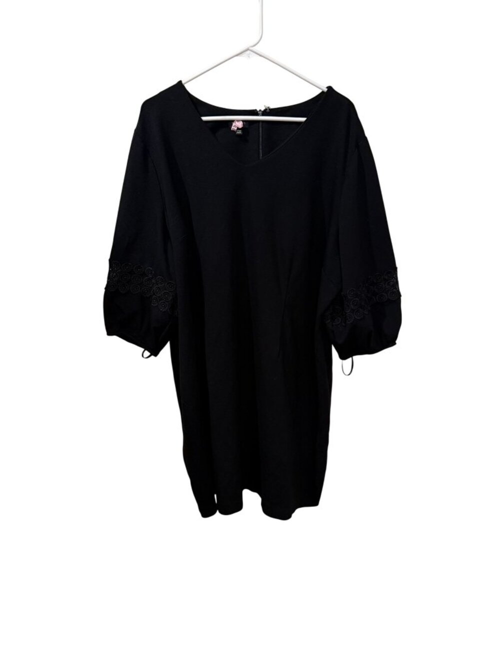 Talbots Black Petite 22  Dress With Embroidered Sleeves V-Neck And Back Zip Clos